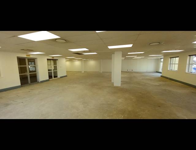 280M² OFFICE TO LET IN BRYANSTON